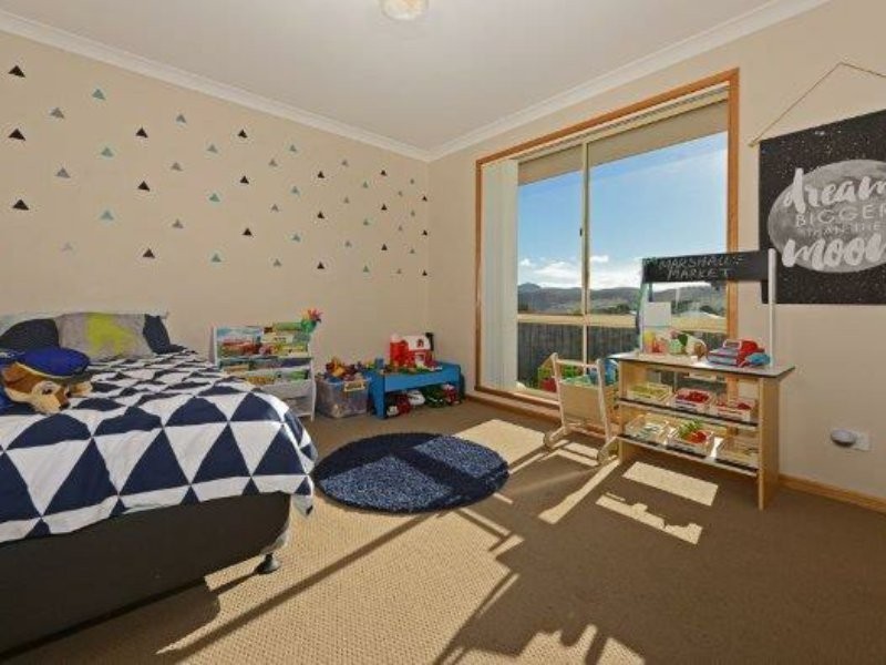 15 Brooke Street, Brighton TAS 7030