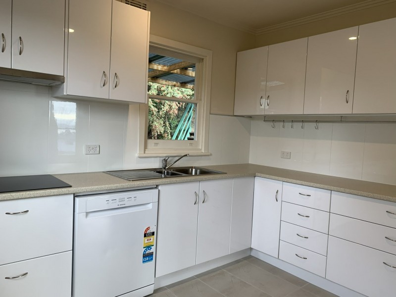 60 Corinda Grove, West Moonah TAS 7009