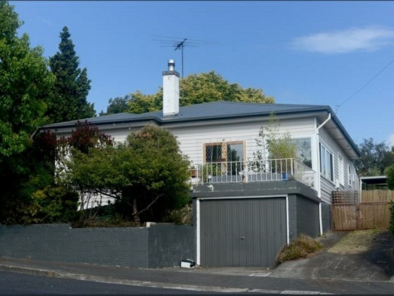36 Burnside Avenue, New Town TAS 7008