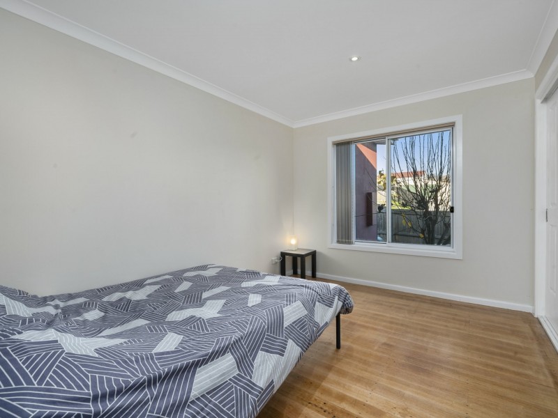 2 Amundsen Crescent, Warrane TAS 7018