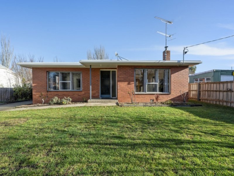 3 Queen Street, Bothwell TAS 7030