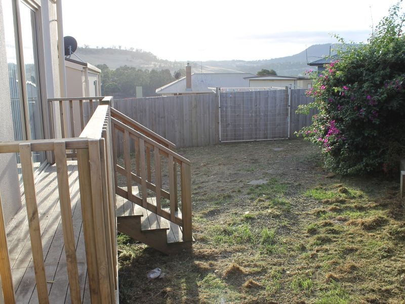 1/6 Birubi Place, Gagebrook TAS 7030