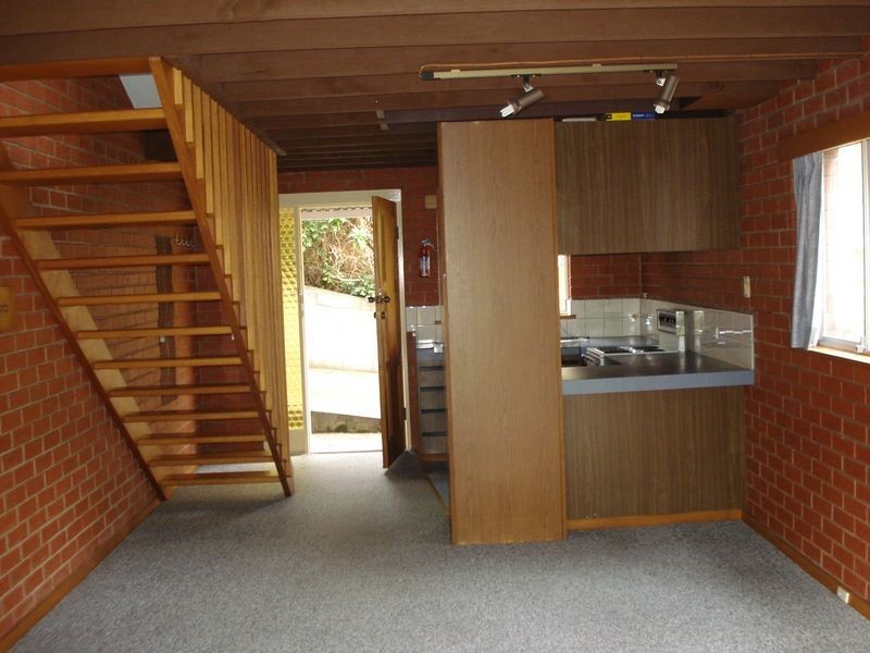 4/276 Churchill Avenue, Sandy Bay TAS 7005