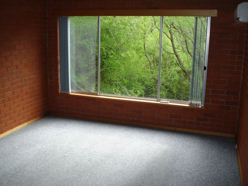 4/276 Churchill Avenue, Sandy Bay TAS 7005