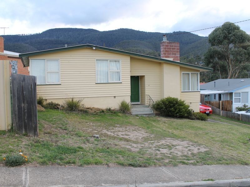 39 Spring Street, Claremont TAS 7011