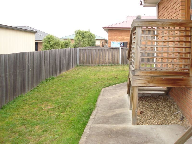 1/1 Alice Place, Brighton TAS 7030