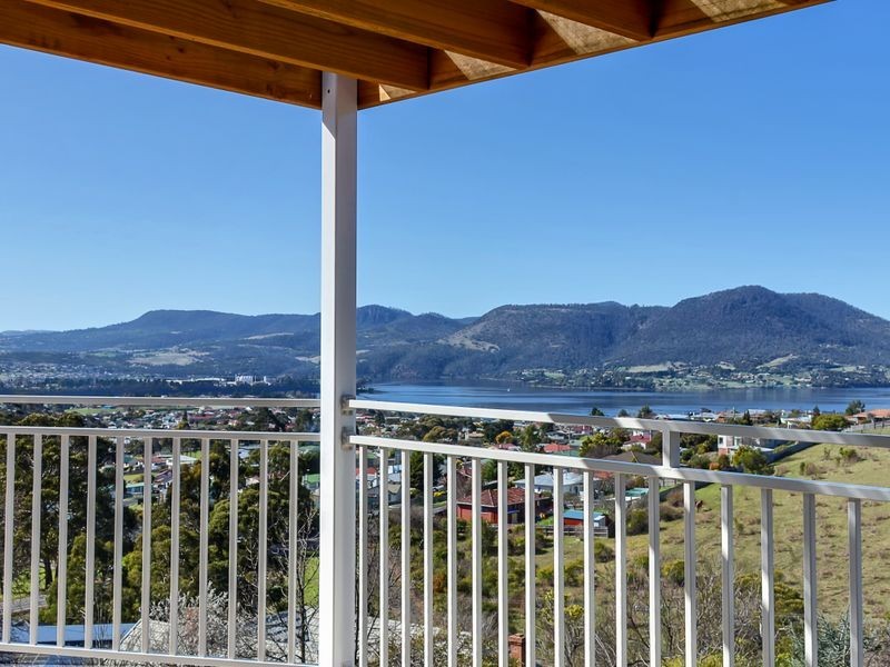 17 Wallcrest Road, Berriedale TAS 7011
