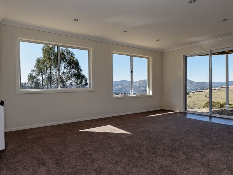 17 Wallcrest Road, Berriedale TAS 7011