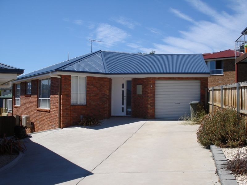 2/13 Govett Rise, Austins Ferry TAS 7011