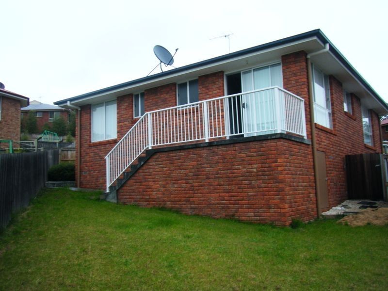 2/13 Govett Rise, Austins Ferry TAS 7011