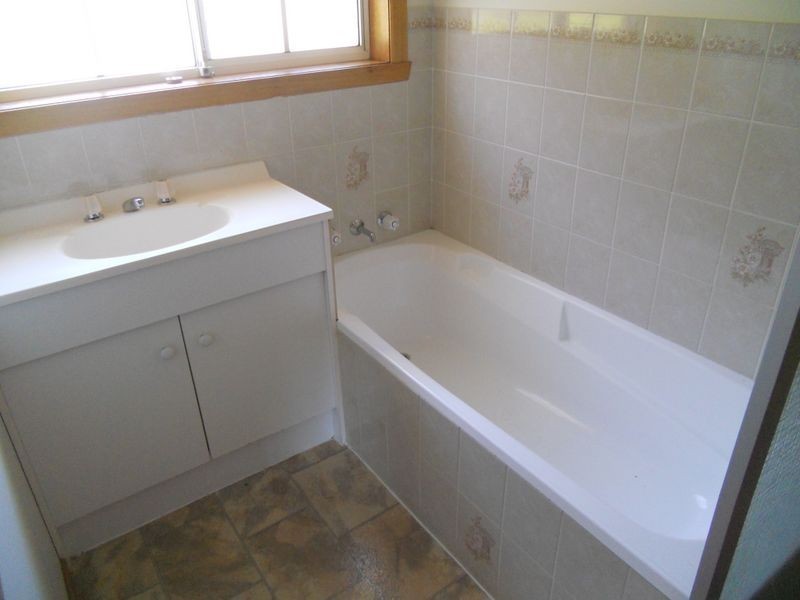 2/52 Lucinda Parade, Lutana TAS 7009