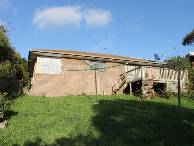 6 Newitt Drive, Austins Ferry TAS 7011