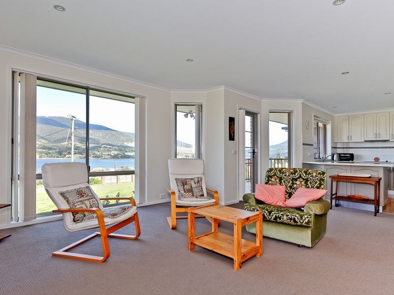 21 Serenity Drive, Dromedary TAS 7030