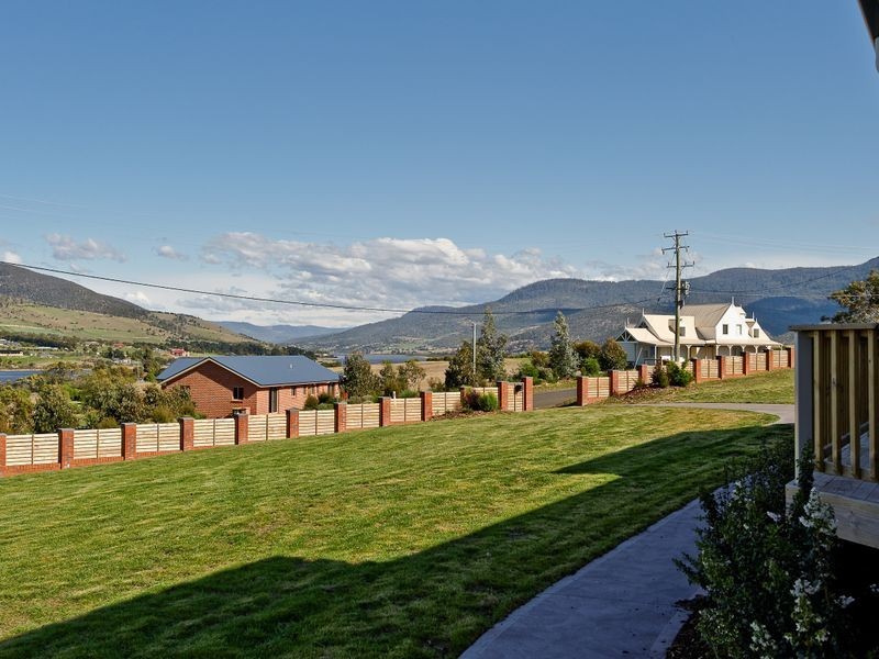 21 Serenity Drive, Dromedary TAS 7030