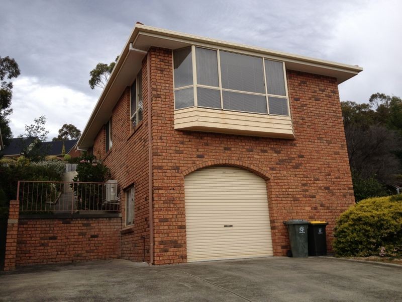 1/4 Lucia Court, Glenorchy TAS 7010