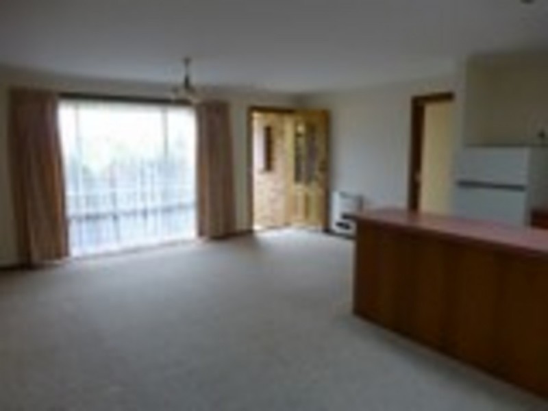 5/102 Redwood Road, Kingston TAS 7050