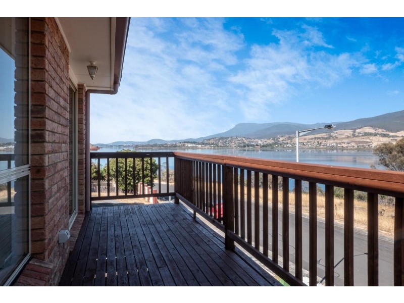 10 Barton Crescent, Bridgewater TAS 7030