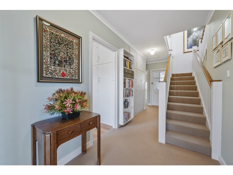 8 Baldwin Place, Lenah Valley TAS 7008