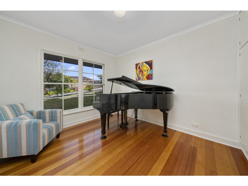 8 Baldwin Place, Lenah Valley TAS 7008