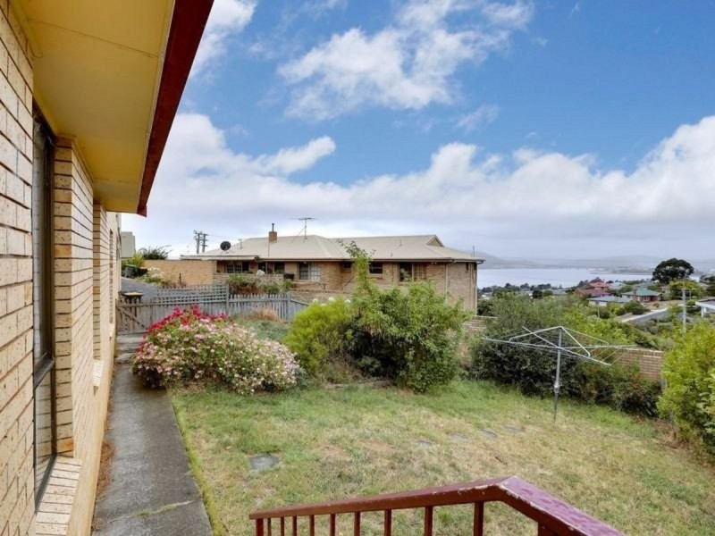 1/5 Peacock Court, Rosetta TAS 7010