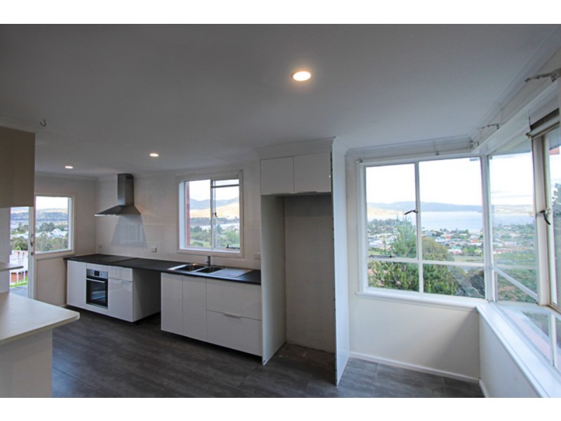 45 Centenery Crescent, Claremont TAS 7011