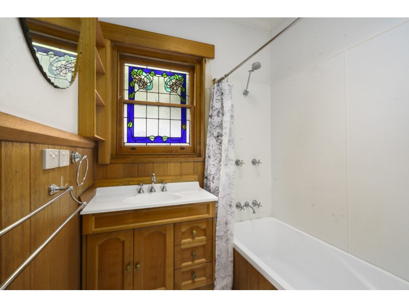 16 Walker Street, Rosetta TAS 7010