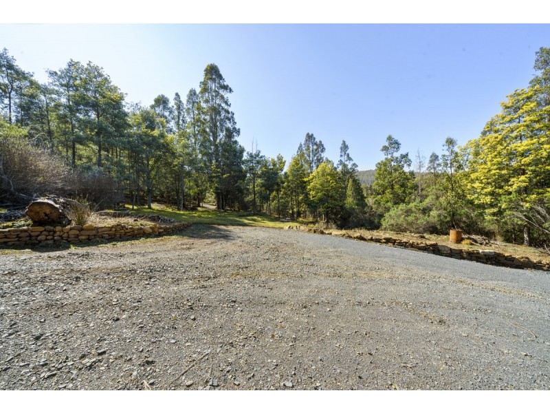 354 Braslins Road, Black Hills TAS 7140