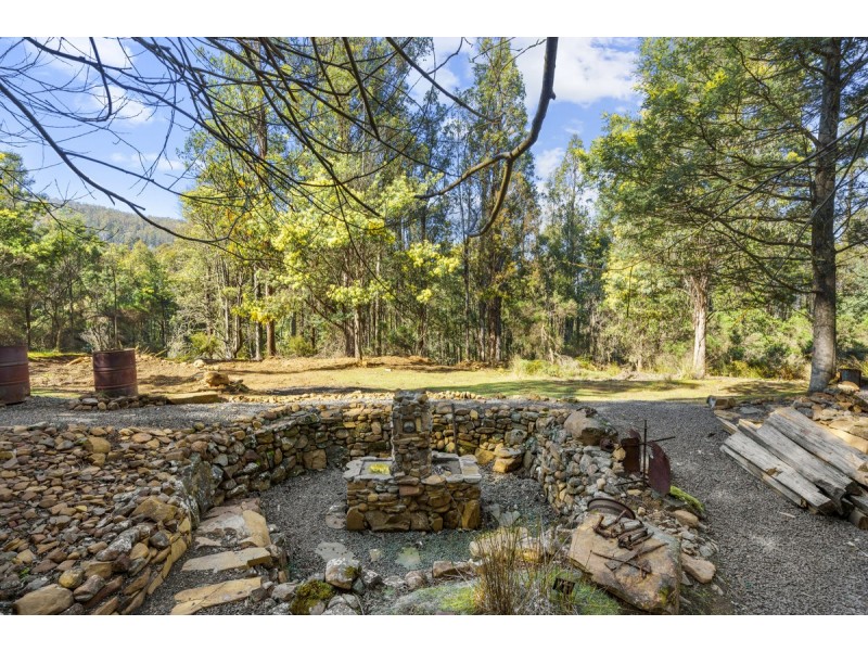 354 Braslins Road, Black Hills TAS 7140