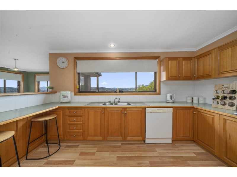12 Newitt Drive, Austins Ferry TAS 7011