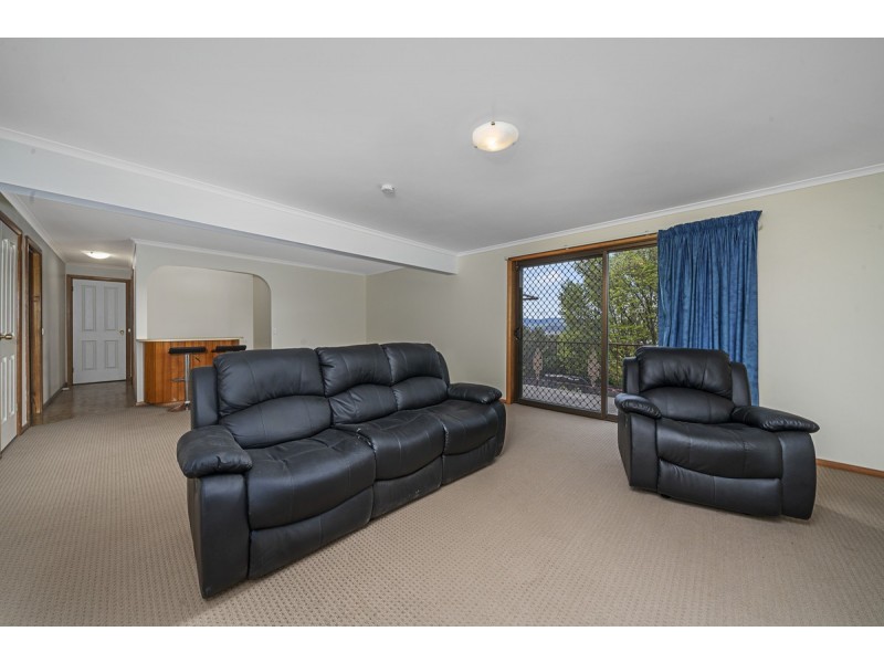 12 Newitt Drive, Austins Ferry TAS 7011