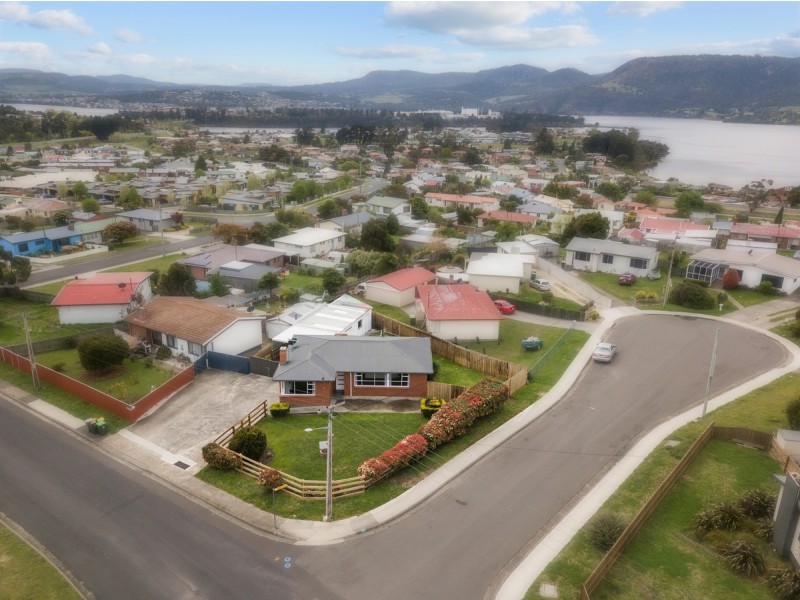 2 Yaralla Place, Berriedale TAS 7011