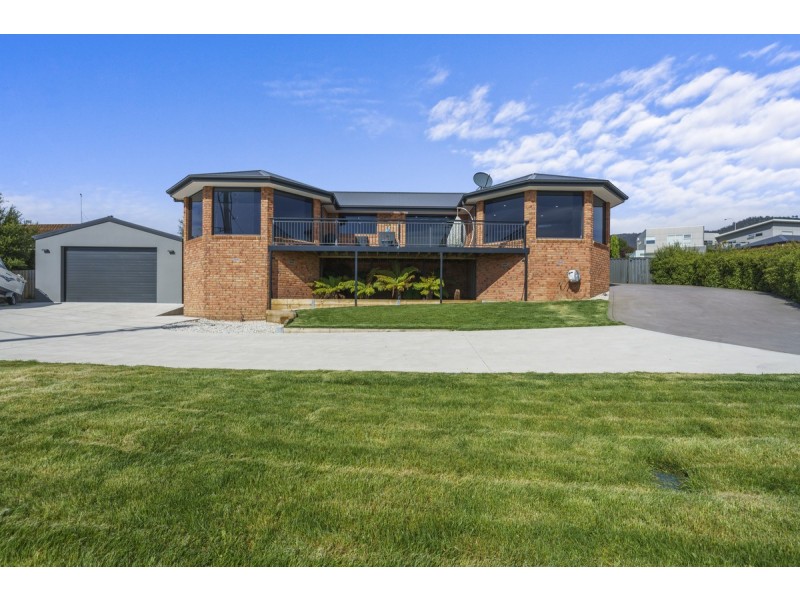 1 Akamas Drive, Granton TAS 7030