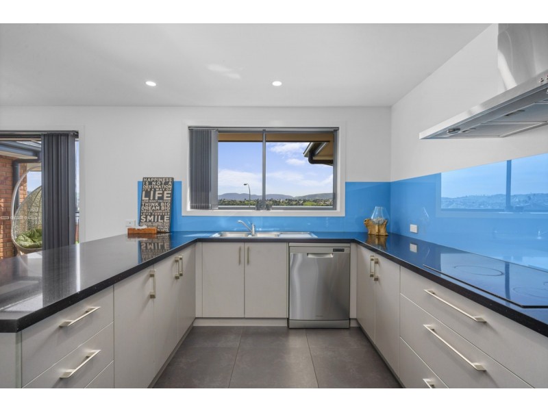 1 Akamas Drive, Granton TAS 7030