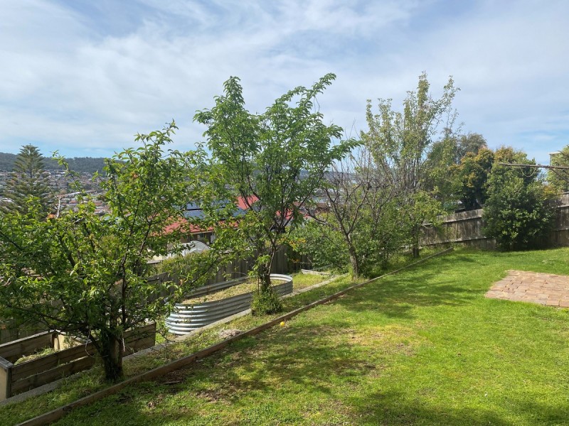 11 McClements Street, Howrah TAS 7018