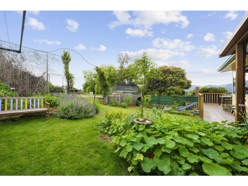 16 Amber Street, Claremont TAS 7011