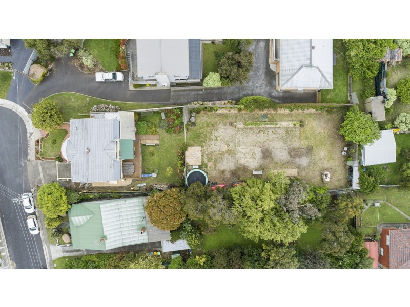 16 Amber Street, Claremont TAS 7011