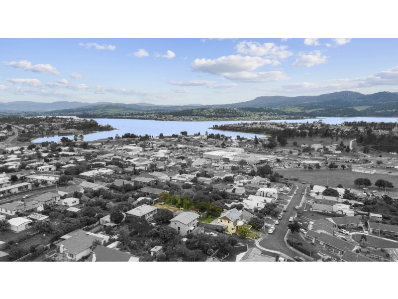 16 Amber Street, Claremont TAS 7011