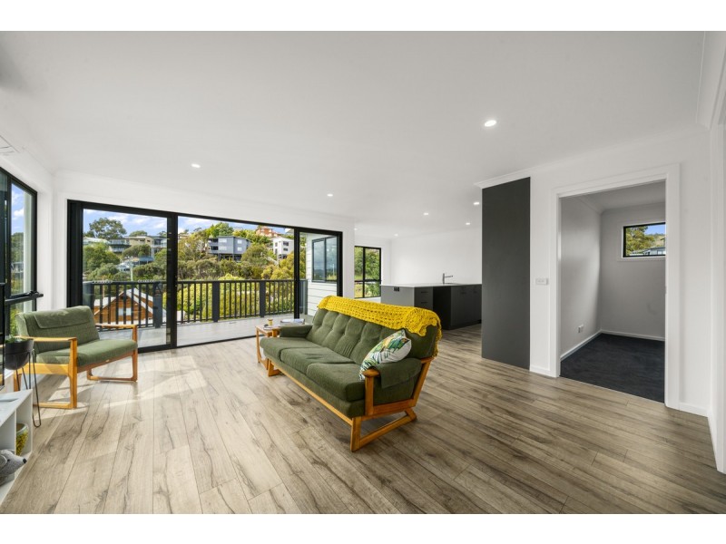 70 Athleen Avenue, Lenah Valley TAS 7008