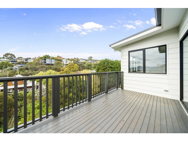 70 Athleen Avenue, Lenah Valley TAS 7008