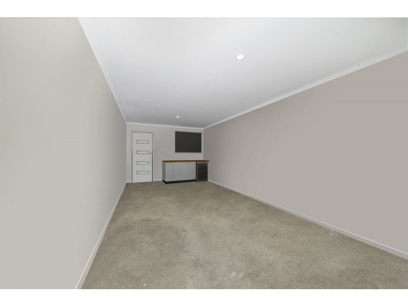 2/25 Mariah Crescent, Oakdowns TAS 7019
