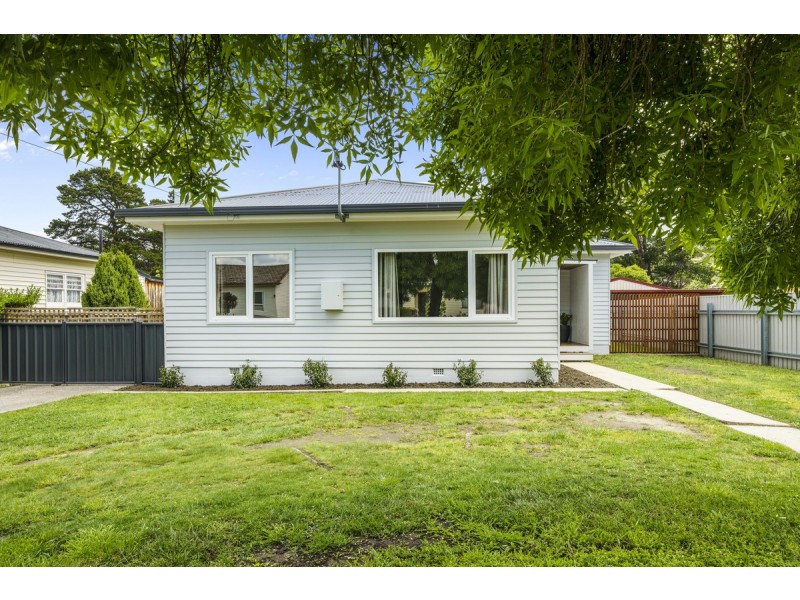 30 Fourth Avenue, New Norfolk TAS 7140