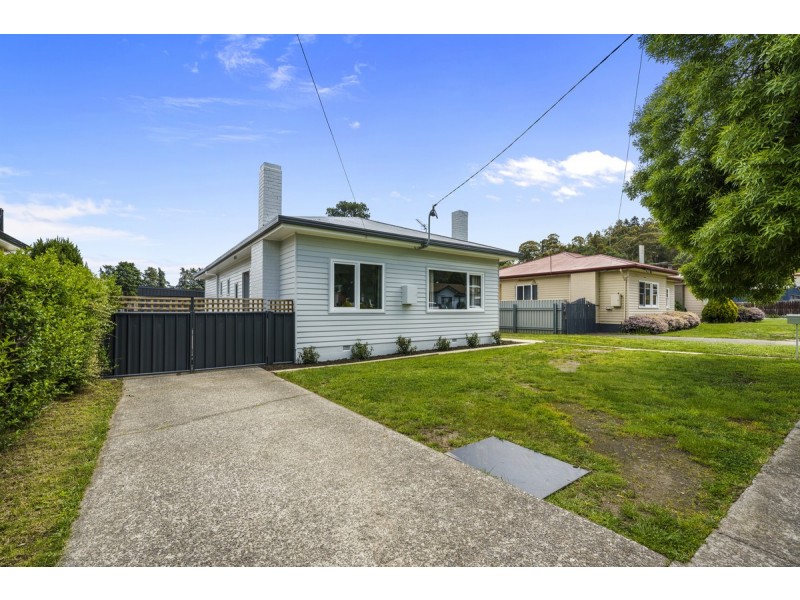 30 Fourth Avenue, New Norfolk TAS 7140