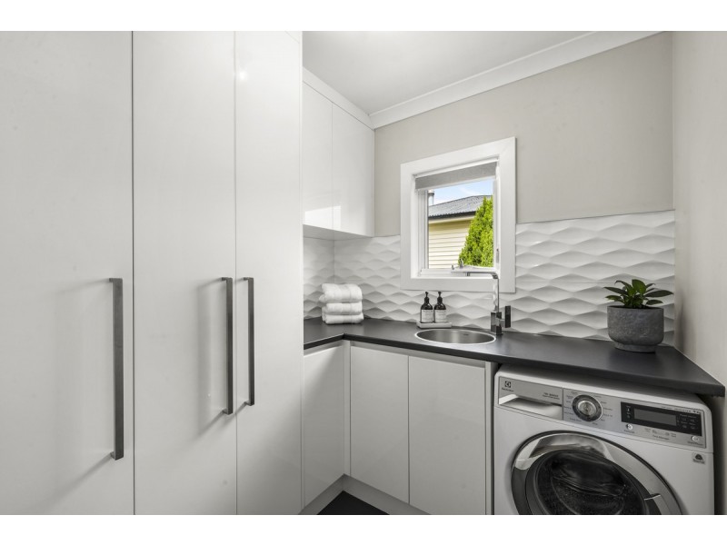 30 Fourth Avenue, New Norfolk TAS 7140