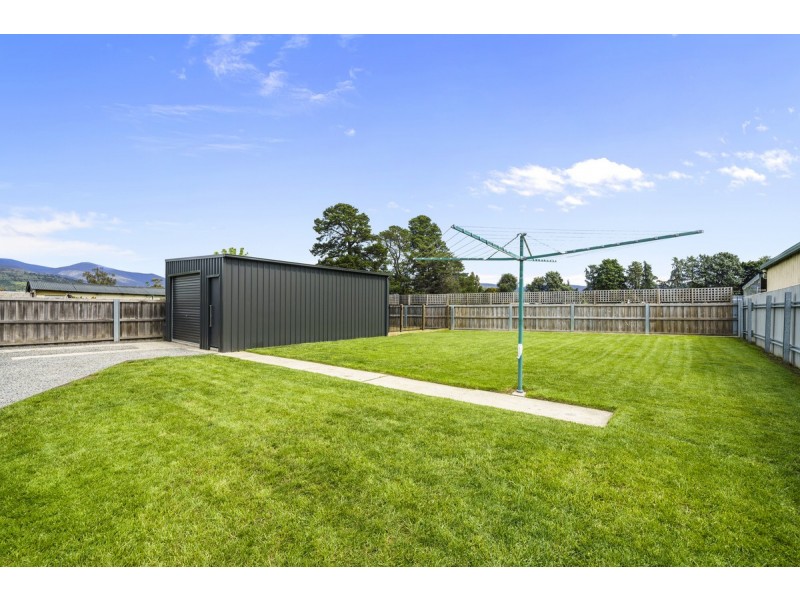 30 Fourth Avenue, New Norfolk TAS 7140