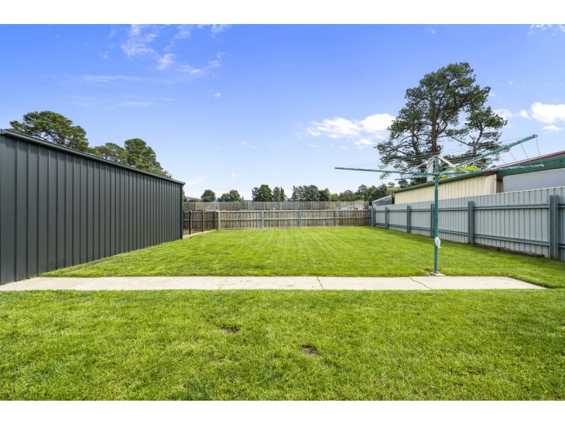 30 Fourth Avenue, New Norfolk TAS 7140