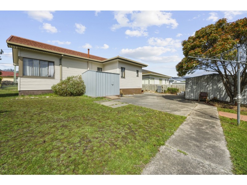 16 Fourth Avenue, New Norfolk TAS 7140