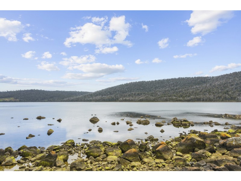 9 Mason Point Road, Eaglehawk Neck TAS 7179
