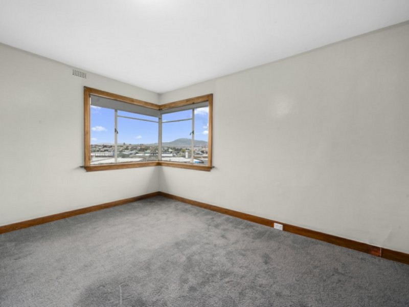 1/24 Arundel Street, Derwent Park TAS 7009
