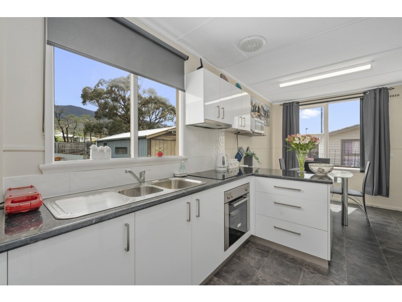 7 Brodie Street, Claremont TAS 7011