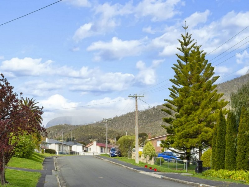 69 Arunta Crescent, Chigwell TAS 7011